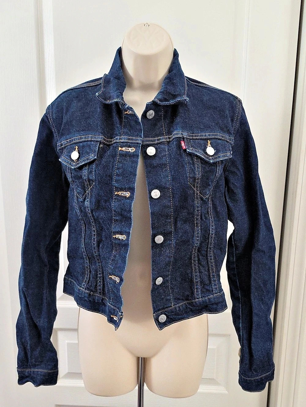 Levi's | Y2K Vintage Denim Trucker Jacket Dark Blue Indigo Wash -M(J)